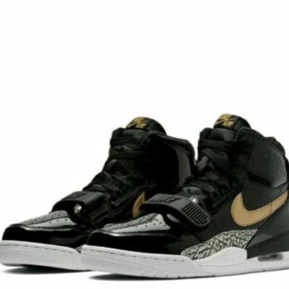Nike Air Jordan Legacy 312 Black Metallic Size 12